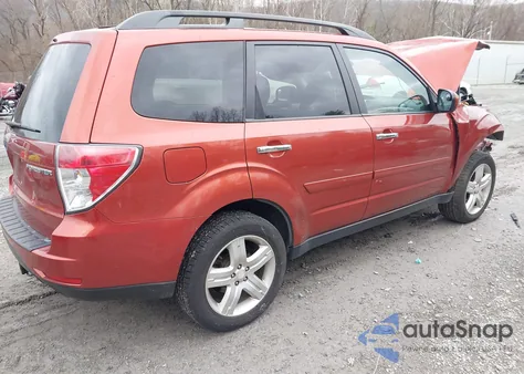 2010 Subaru Forester 2.5X Premium z USA, uszkodzony, nr VIN JF2SH6CC3AH792398